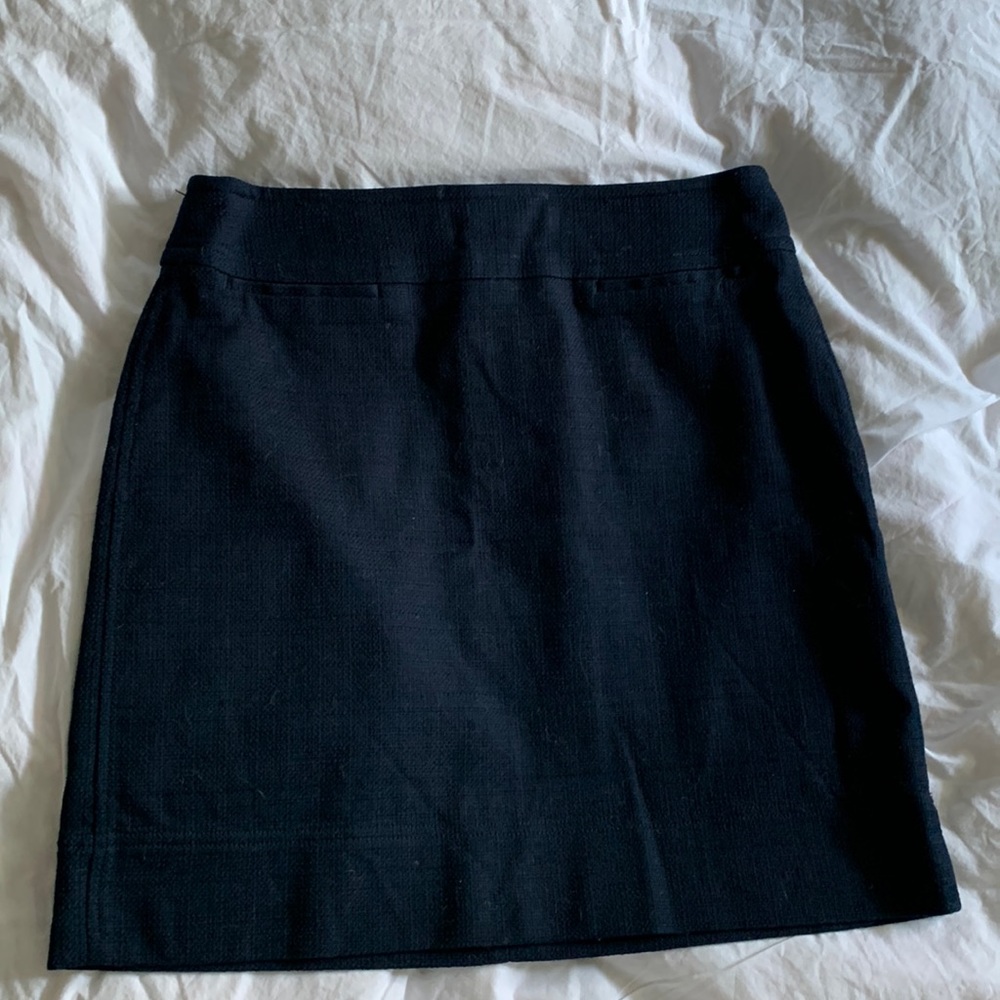 Talbots navy blue skirt, EUC, size 10